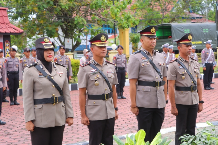 Mutasi jabatan di Polres Sintang