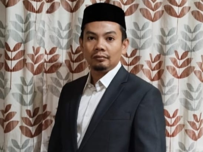 Pimpinan pondok Pesantren Darul Hikmah Sejahtera ,Ust Idwar Sanjaya 
